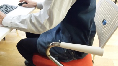 猫背矯正チェアー